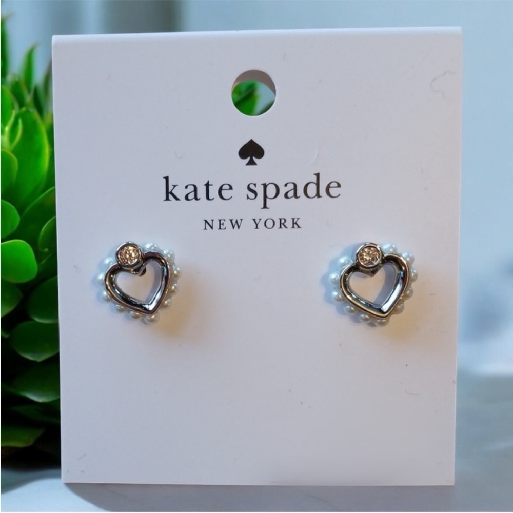 NEW Kate Spade Pearl Heart Stud Earrings – Silver & Crystal Accents 💖✨